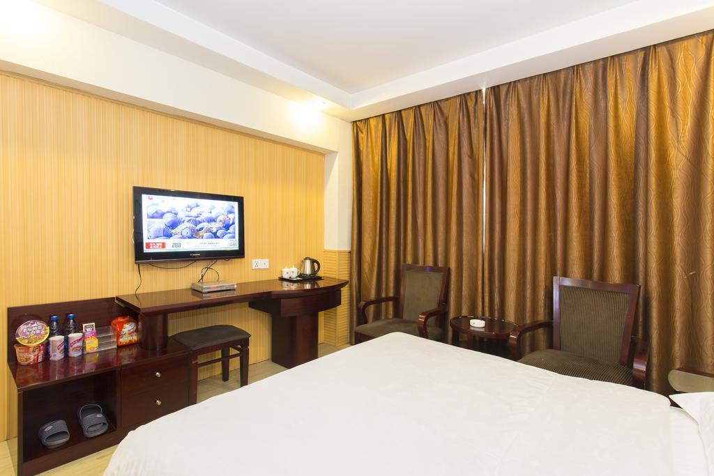 Kaiserdom Zhongshan Road Changsha Kamer foto